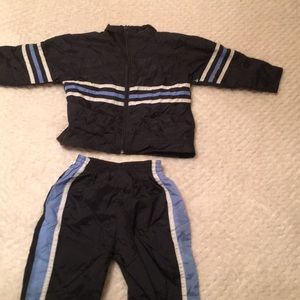 Double Trouble 2-piece Suit Size 18M